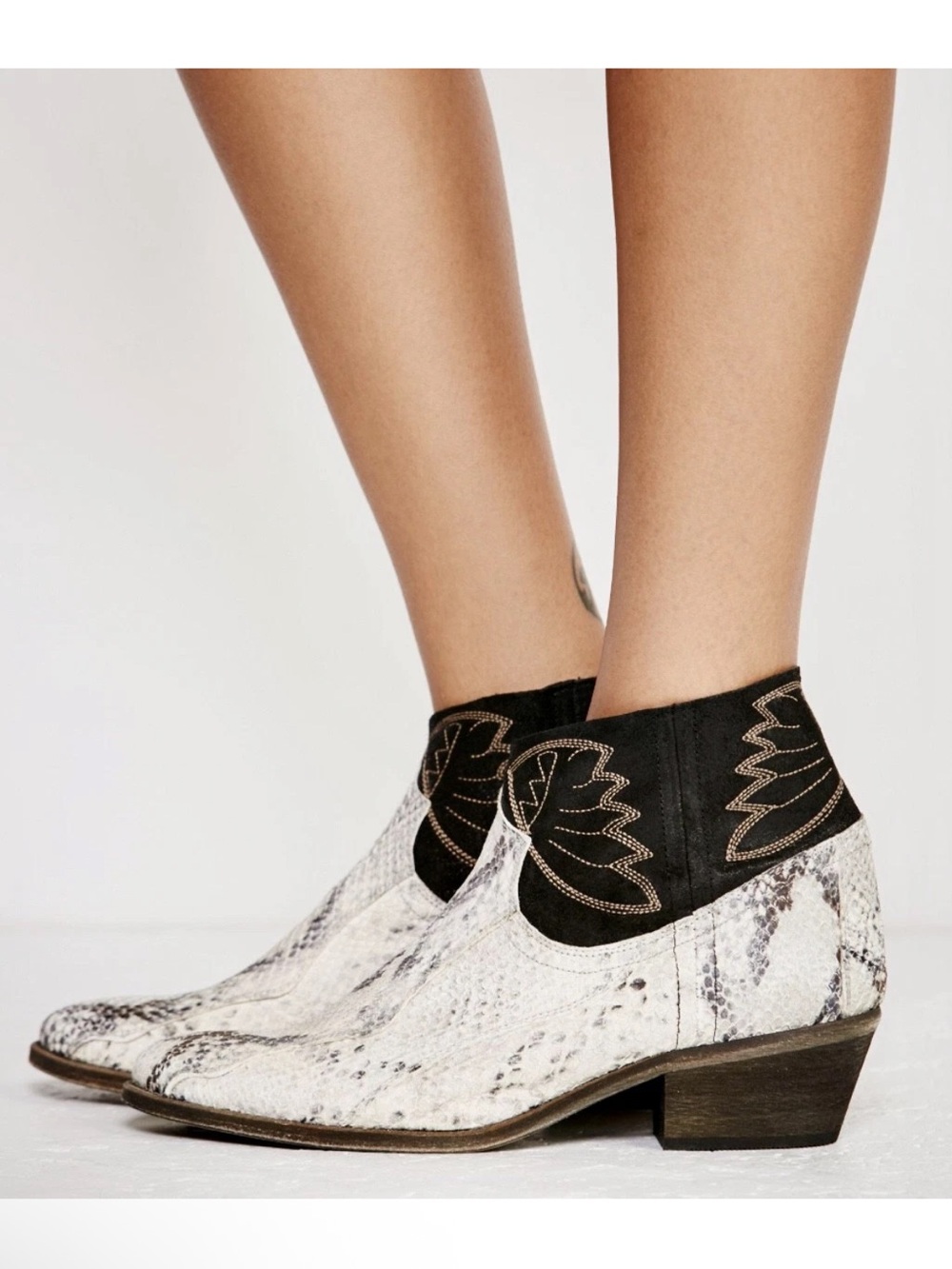 NEW Free People Dorado Boots Snake Print Black & White Embroidered Sz 7 / 37